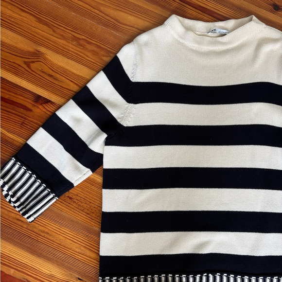 Zara Striped OVERSIZED KNIT SWEATER - Picture 2 of 4